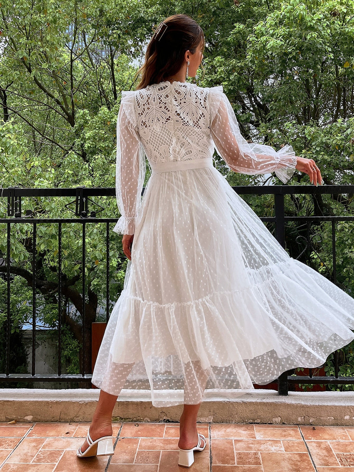 Simplee Elegant lantern sleeve lace party dress