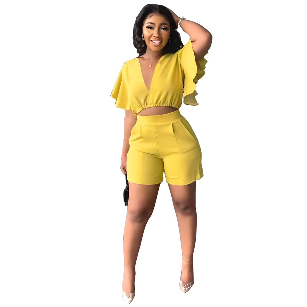 Sexy V Neck Ruffles Sleeve Crop Top &amp; Pockets Shorts Suit